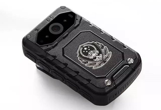 MT100移動執法終端