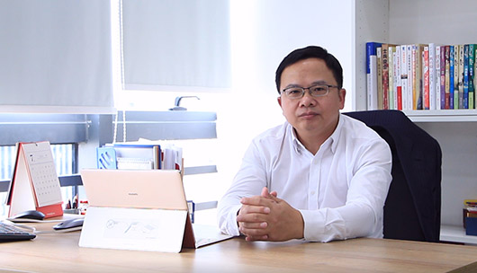 捷視飛通CEO覃春來